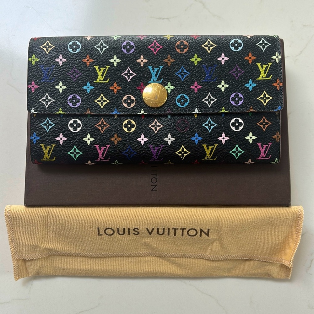 Louis Vuitton Sarah Black Canvas Multicolour Wallet - Iconic Monogram Design